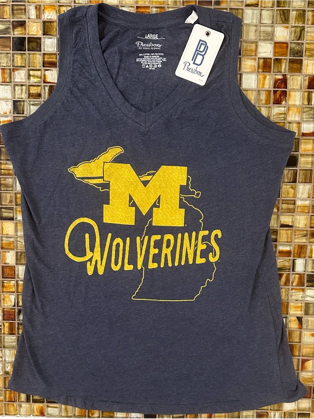 NWT MICHIGAN WOLVERINES Women’s Pressbox V-Neck Tank Top~Large~$43